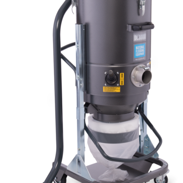 DL3000 dust collector with washable integrated filters and a durable steel frame